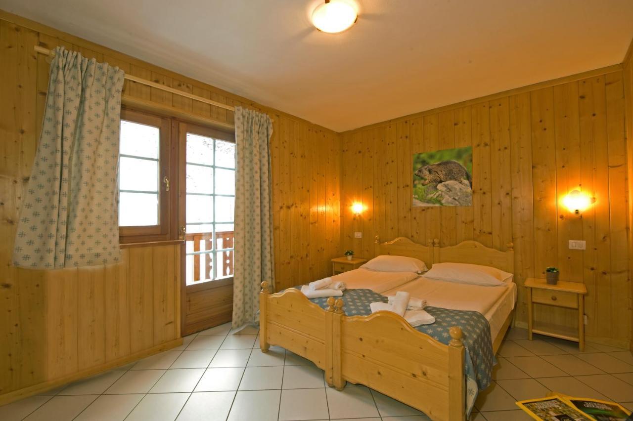 Aalts Dorf Hotel Riale  Exterior photo